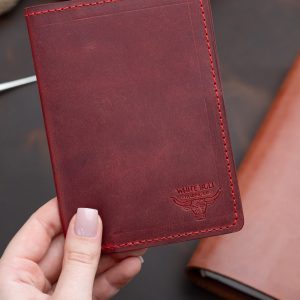 Обложка для документов, красная